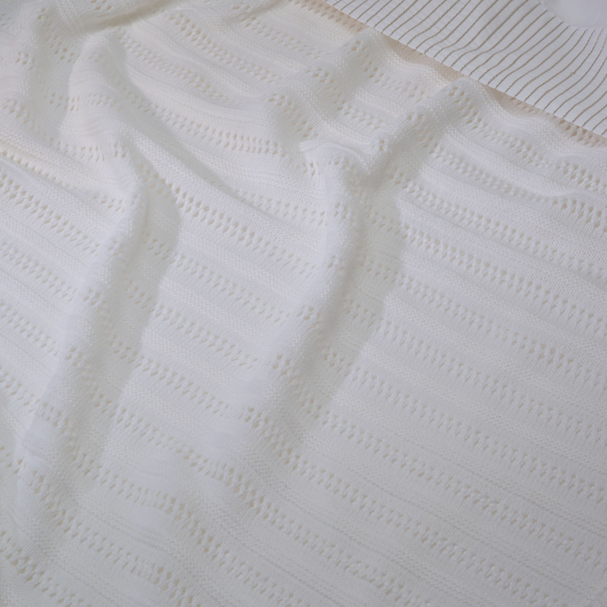 01 14 0033 Manta de Ticot Bliss Branco 002.jpg